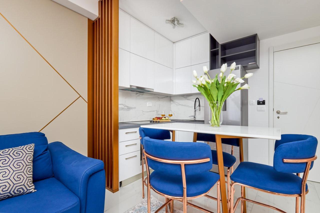 טיווט Moderna Luxury Apartments With Heated Pool מראה חיצוני תמונה