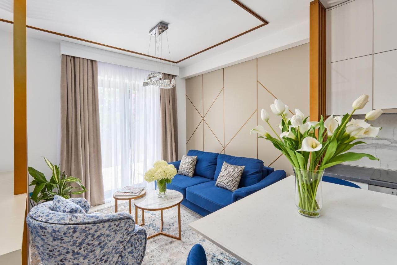טיווט Moderna Luxury Apartments With Heated Pool מראה חיצוני תמונה