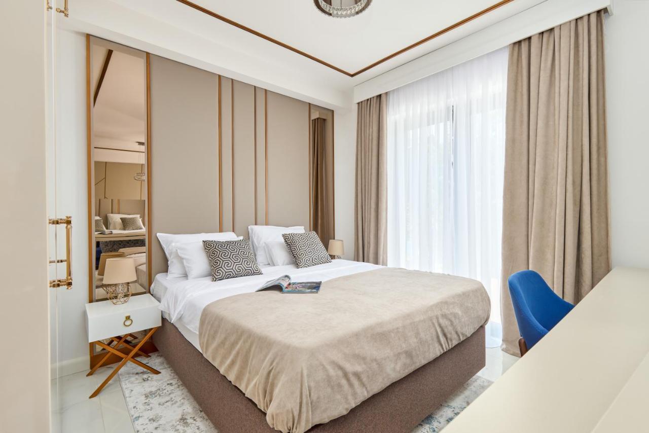 טיווט Moderna Luxury Apartments With Heated Pool מראה חיצוני תמונה