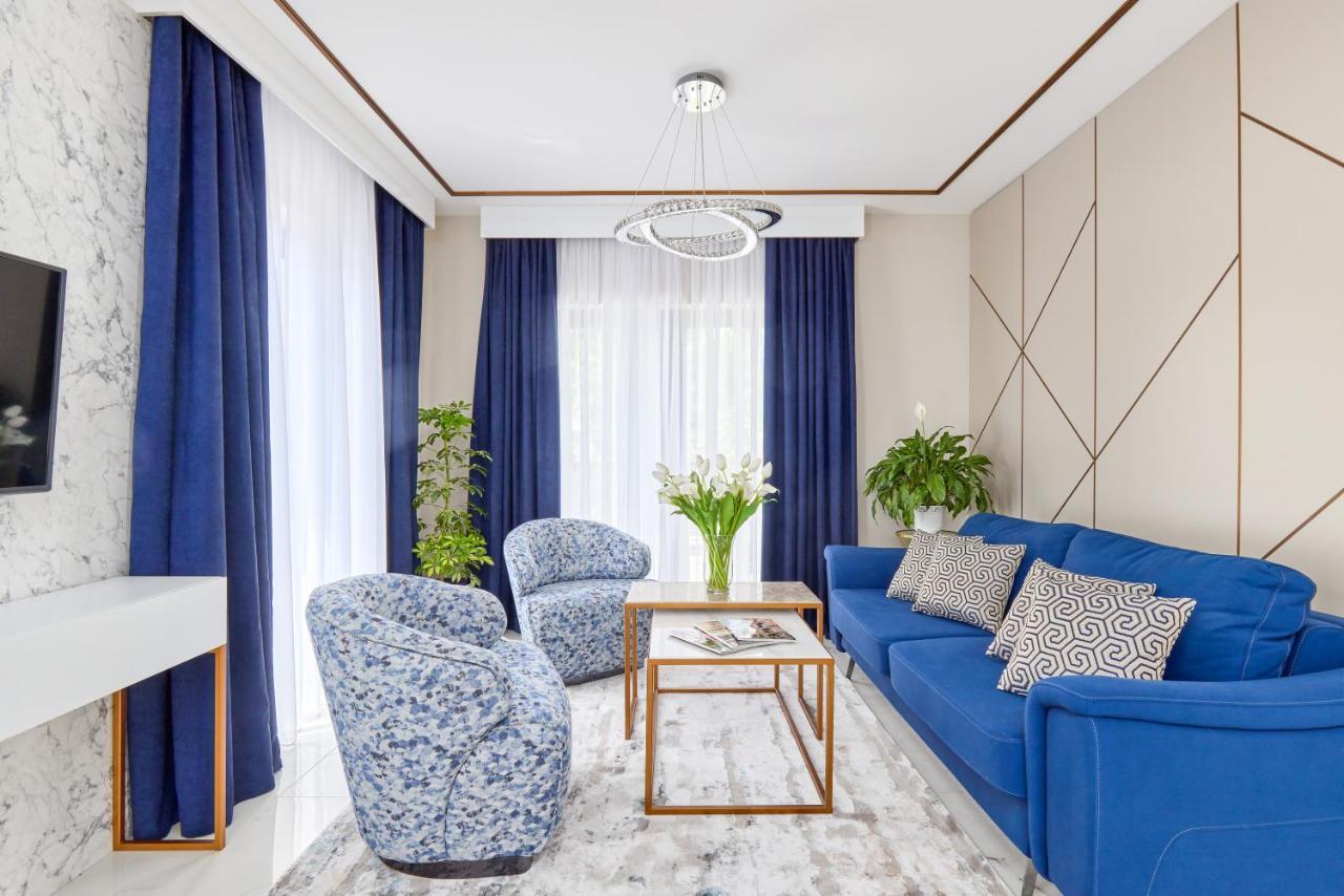 טיווט Moderna Luxury Apartments With Heated Pool מראה חיצוני תמונה